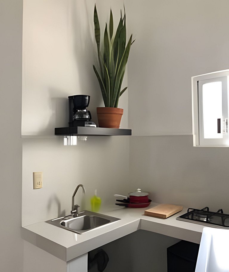 Studio 21 near the beach & downtown Cabo San Lucas
