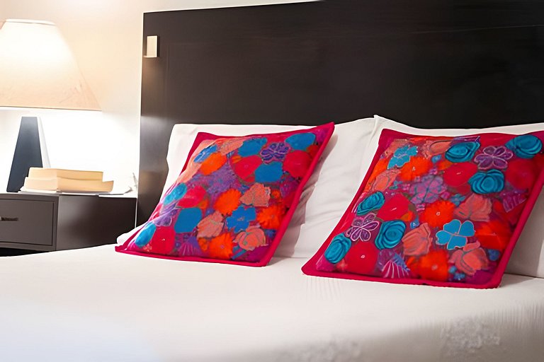 Studio 10 near the beach & downtown Cabo San Lucas